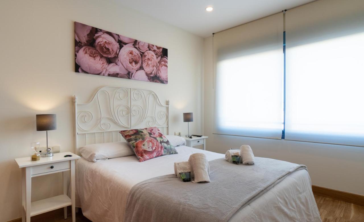 Malaga Centro Maria Zambrano Apartment Bagian luar foto